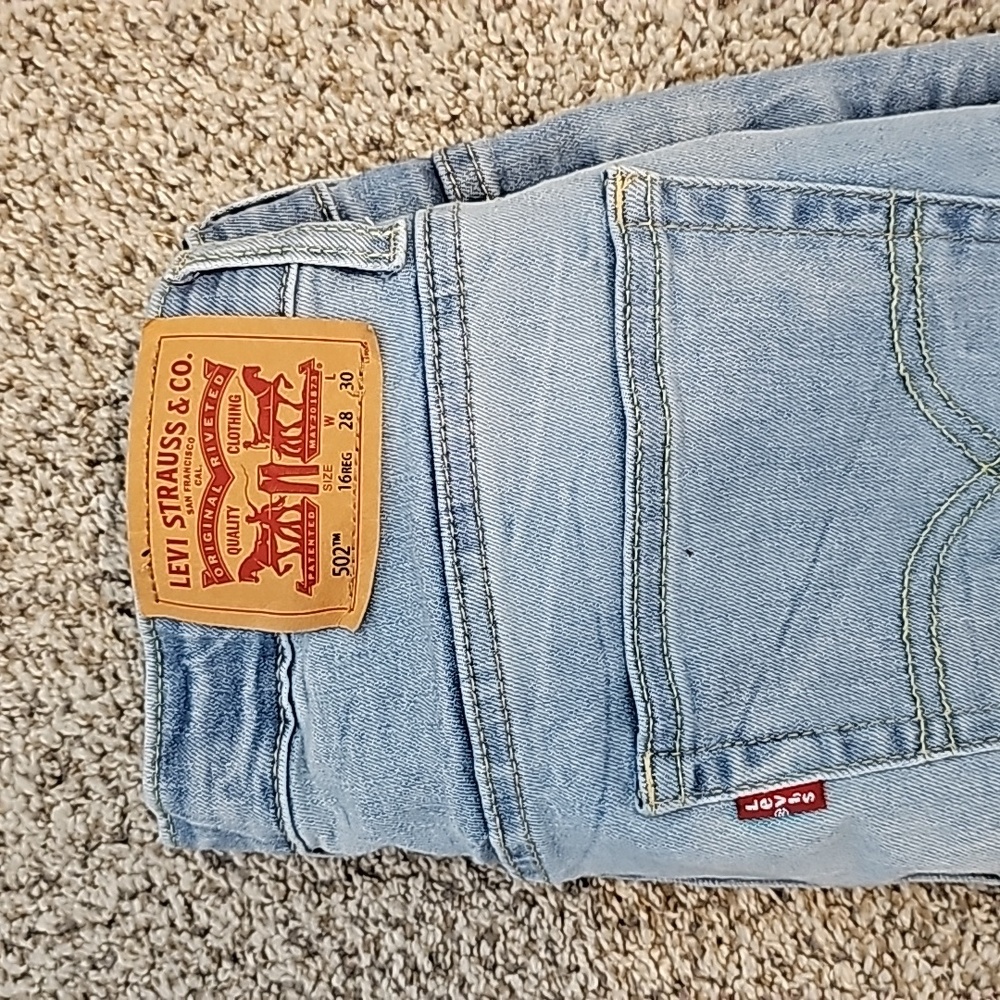 Jeans - Picture 3 of 4